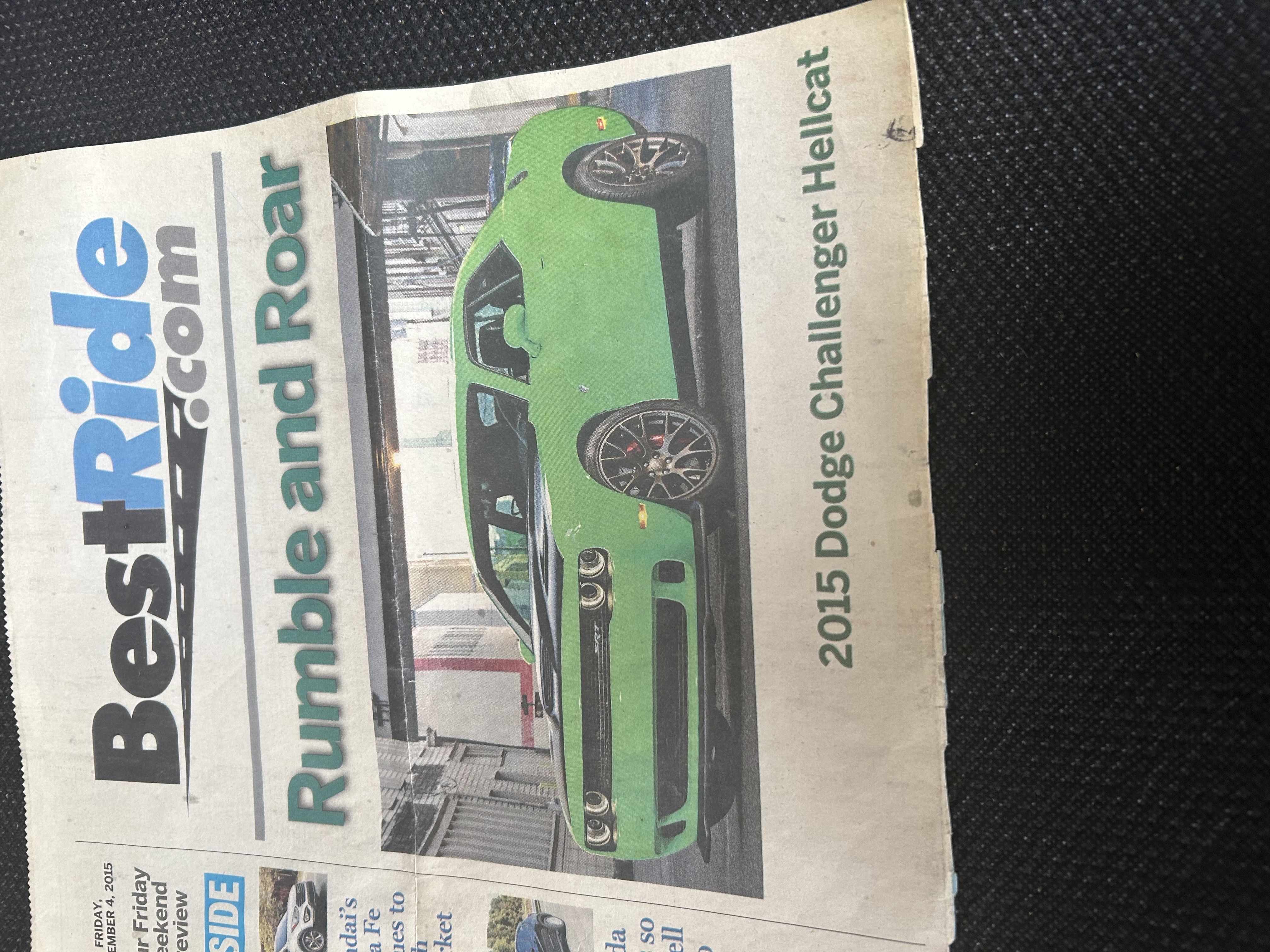 Used 2015 Dodge Challenger SRT Hellcat RWD image 12