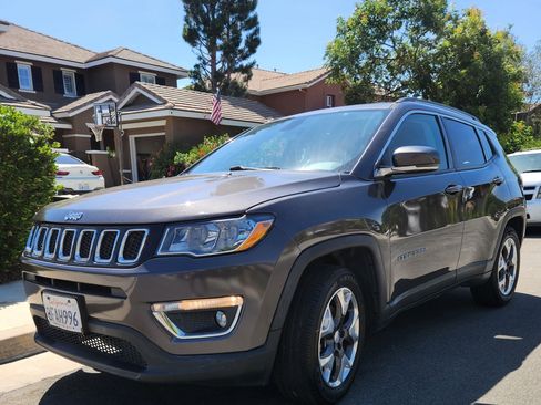 Used 2019 Jeep Compass Limited image 22