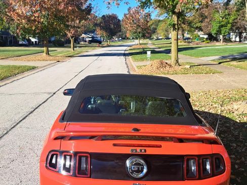 Used 2013 Ford Mustang GT Premium w/ Electronics Pkg image 16