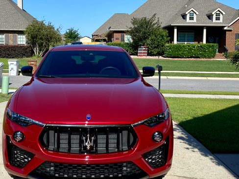 Used 2020 Maserati Levante S GranSport AWD/4WD image 1