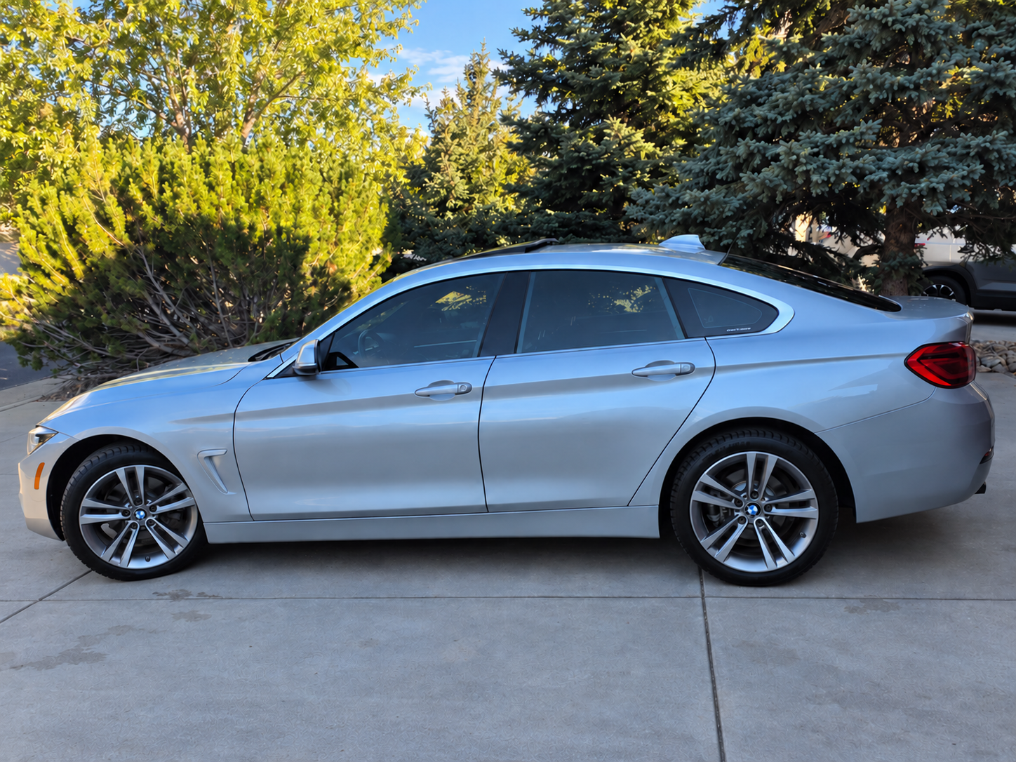 Used 2019 BMW 430i Gran Coupe xDrive w/ Convenience Package AWD/4WD image 5
