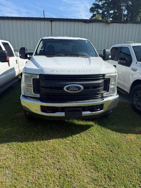Used 2017 Ford F250 XL w/ Power Equipment Group AWD/4WD image 2