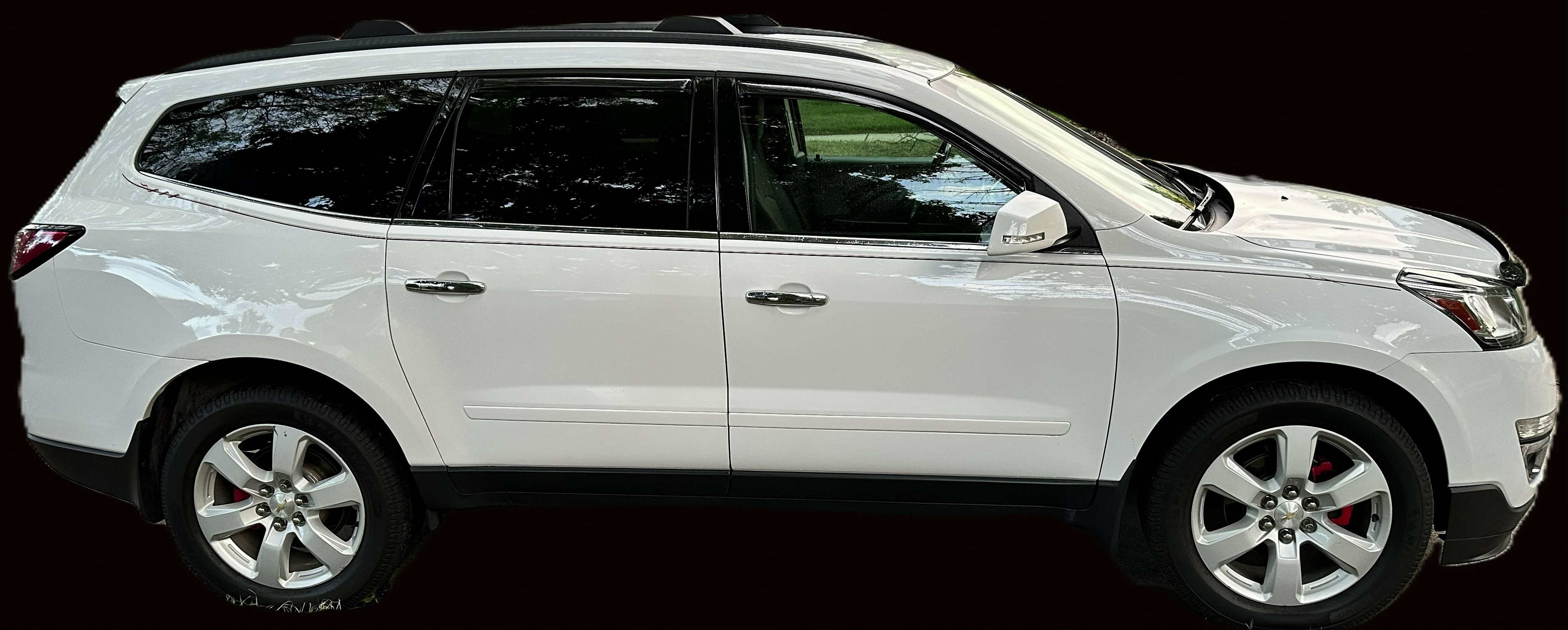 Used 2016 Chevrolet Traverse LT w/ Style and Technology Package FWD image 2
