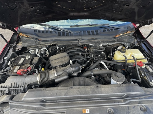 Used 2022 Ford F350 Lariat w/ Black Appearance Package AWD/4WD image 8