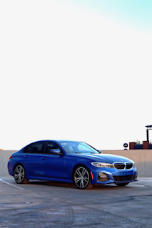 Used 2021 BMW 330i Sedan w/ M Sport Package RWD image 1