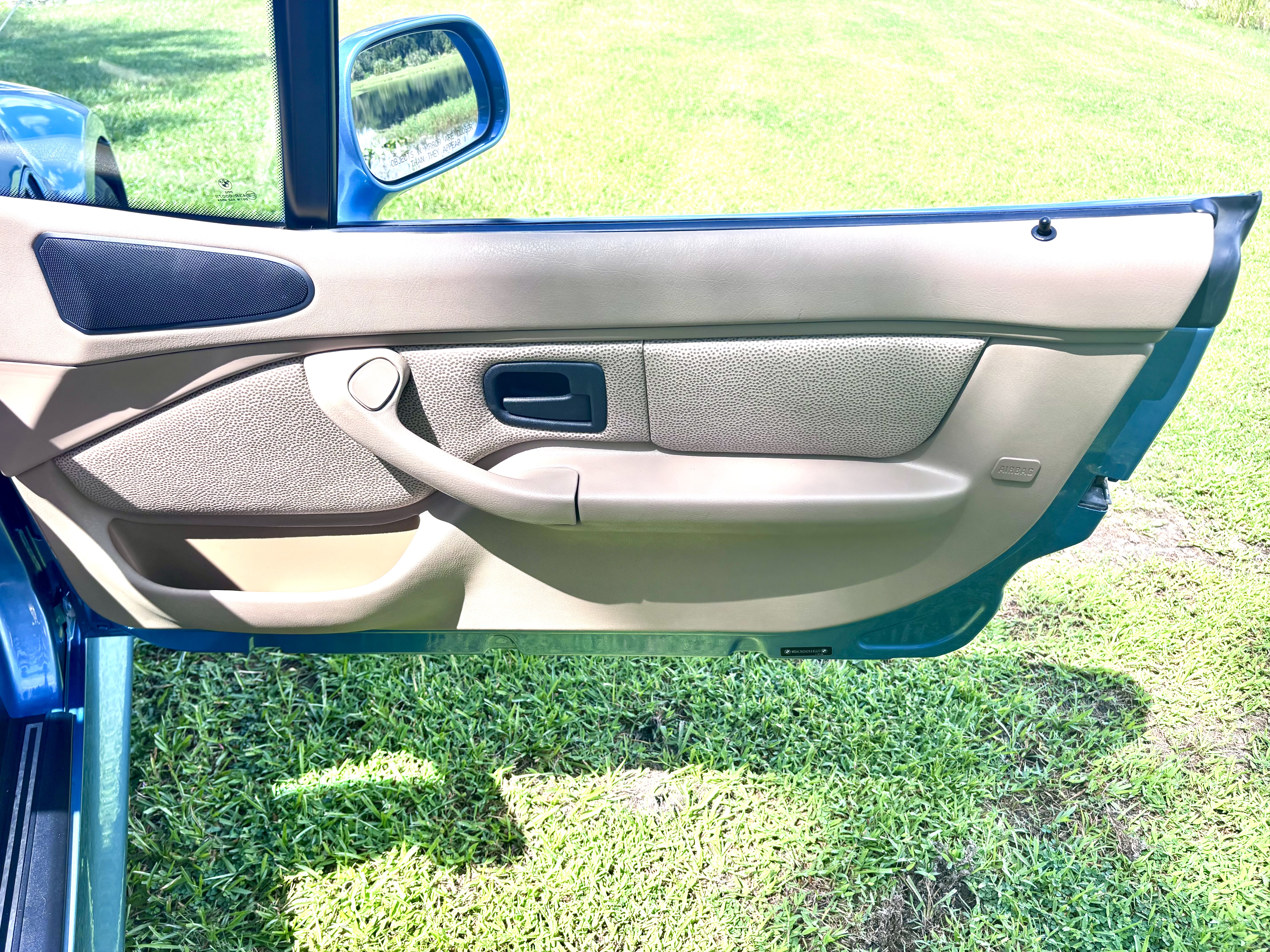 Used 2001 BMW Z3 2.5i RWD image 23