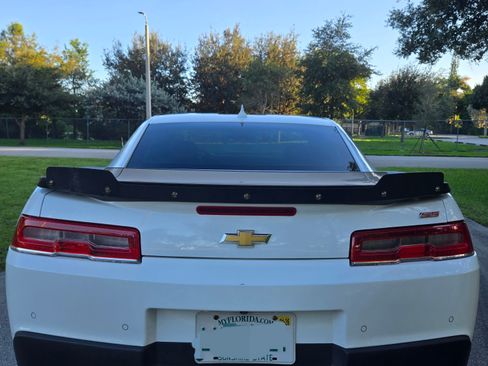 Used 2014 Chevrolet Camaro SS w/ SS Performance Package image 6