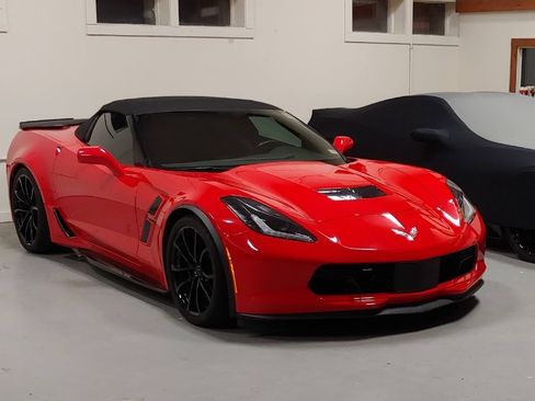 Used 2017 Chevrolet Corvette Grand Sport w/ Battery Protection Package image 5