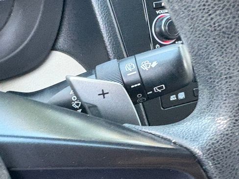 Used 2013 Subaru Crosstrek 2.0i Premium image 23