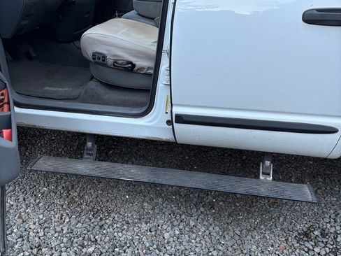 Used 2007 Dodge Ram 3500 Truck SLT w/ Quad Cab Big Horn Value Group image 12