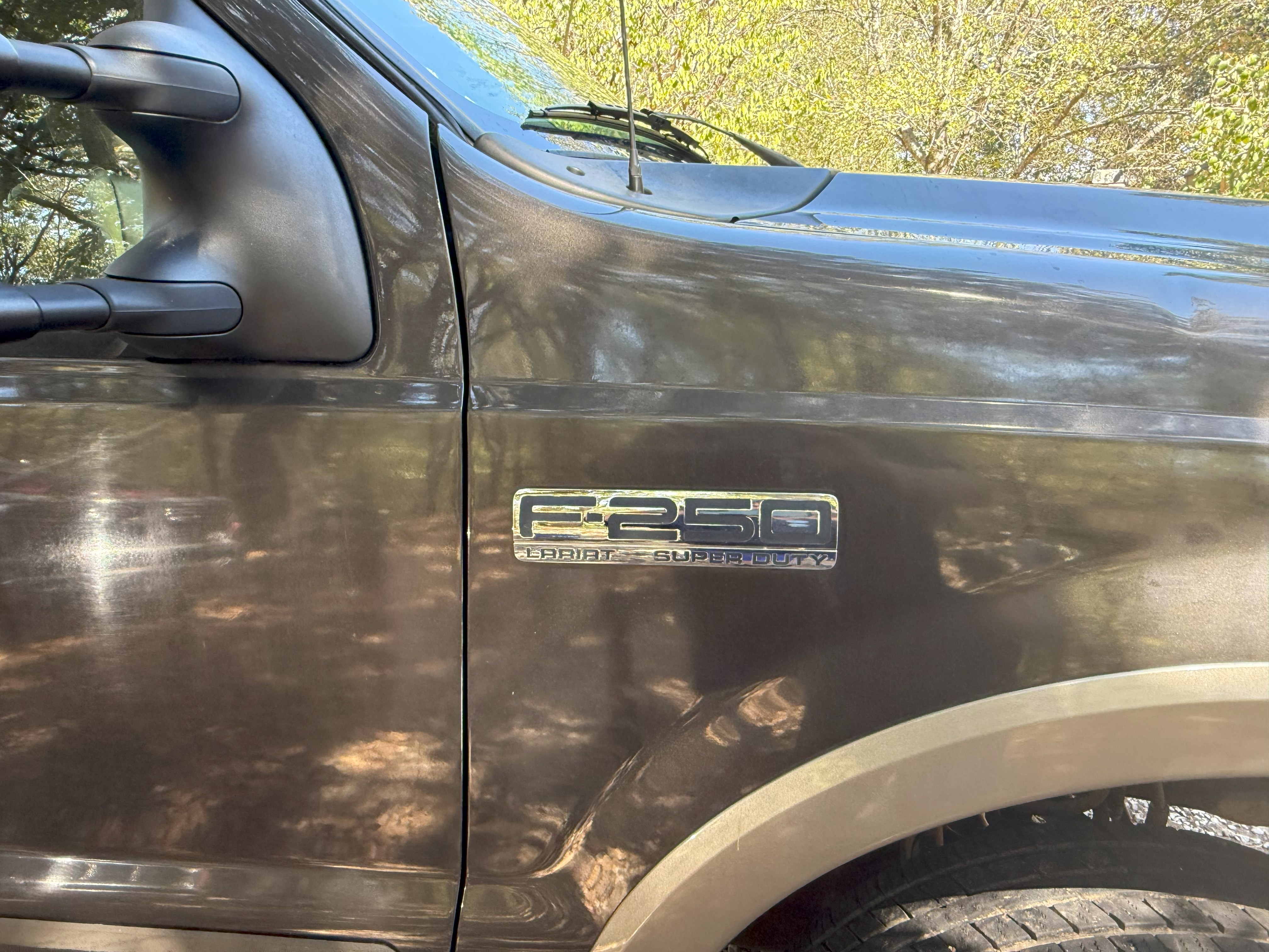 Used 2005 Ford F250 Lariat AWD/4WD image 13