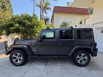 Used 2016 Jeep Wrangler Unlimited Sahara w/ Dual Top Group