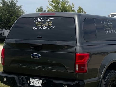Used 2018 Ford F150 Lariat w/ Equipment Group 502A Luxury AWD/4WD image 13
