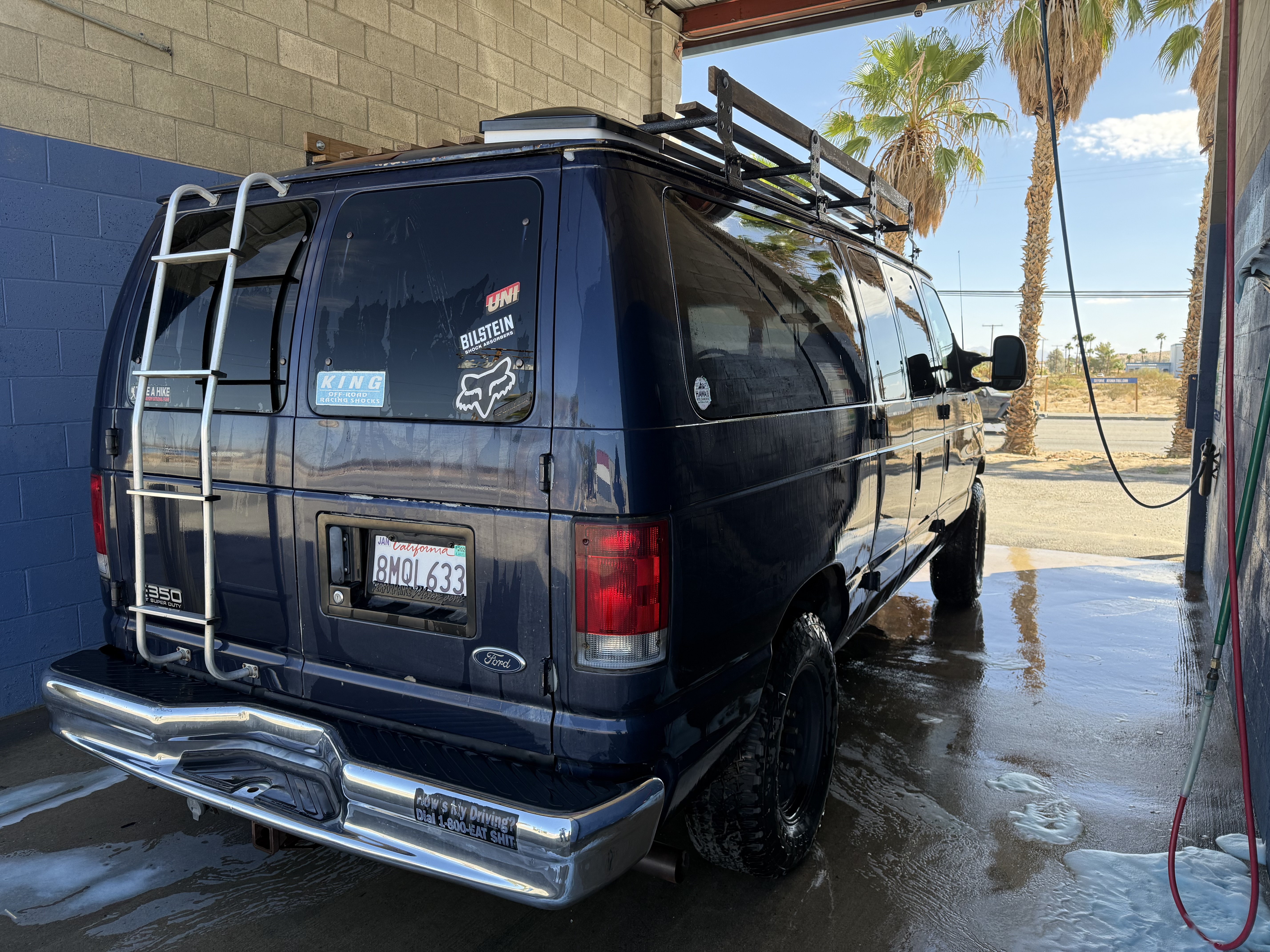 Used 2002 Ford E-350 and Econoline 350 Wagon RWD image 10