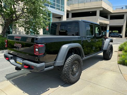 Used 2021 Jeep Gladiator Rubicon w/ LED Lighting Group image 10