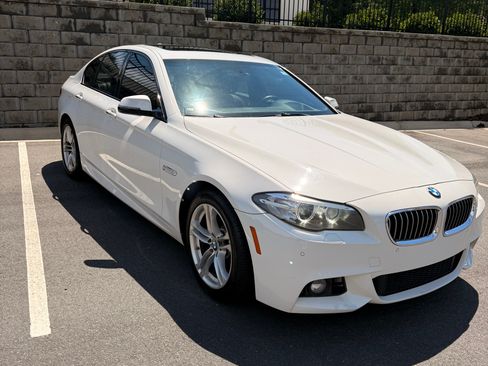Used 2015 BMW 528i Sedan RWD image 1