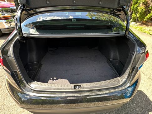 Used 2024 Toyota Corolla LE FWD image 18