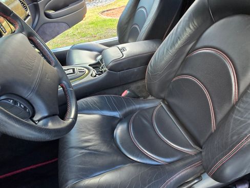 Used 2001 Jaguar XKR R Silverstone Convertible 2D image 5