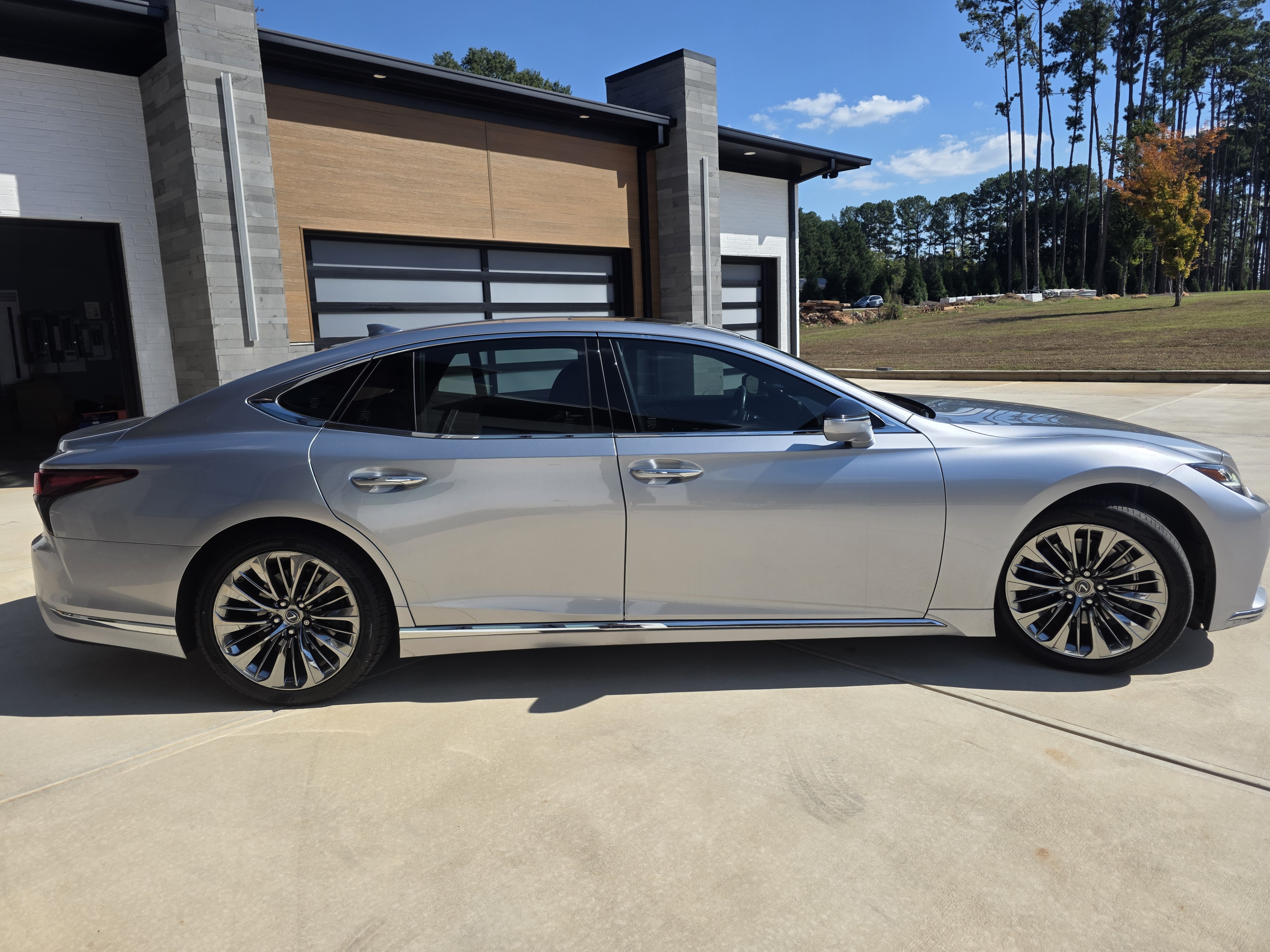 Used 2021 Lexus LS 500 w/ Interior Upgrade Package RWD image 10