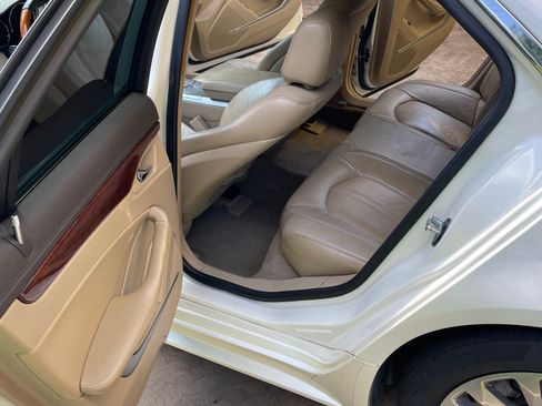 Used 2011 Cadillac CTS Premium image 6