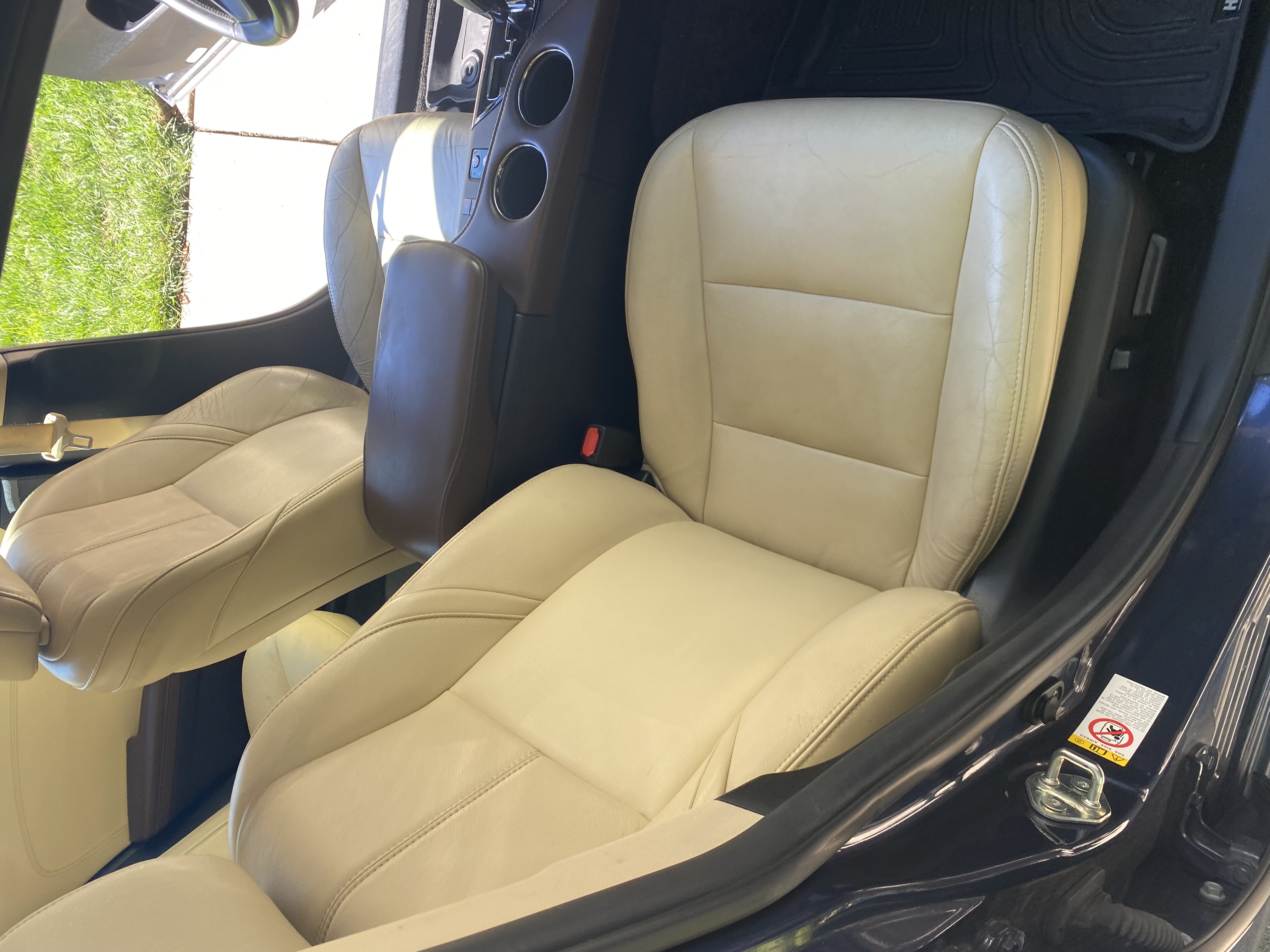 Used 2016 Toyota Avalon Touring FWD image 5
