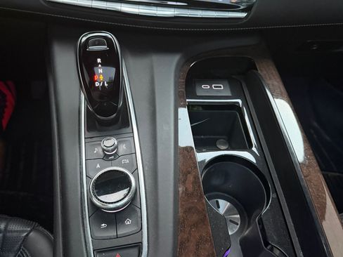 Used 2021 Cadillac Escalade Sport Platinum RWD image 25