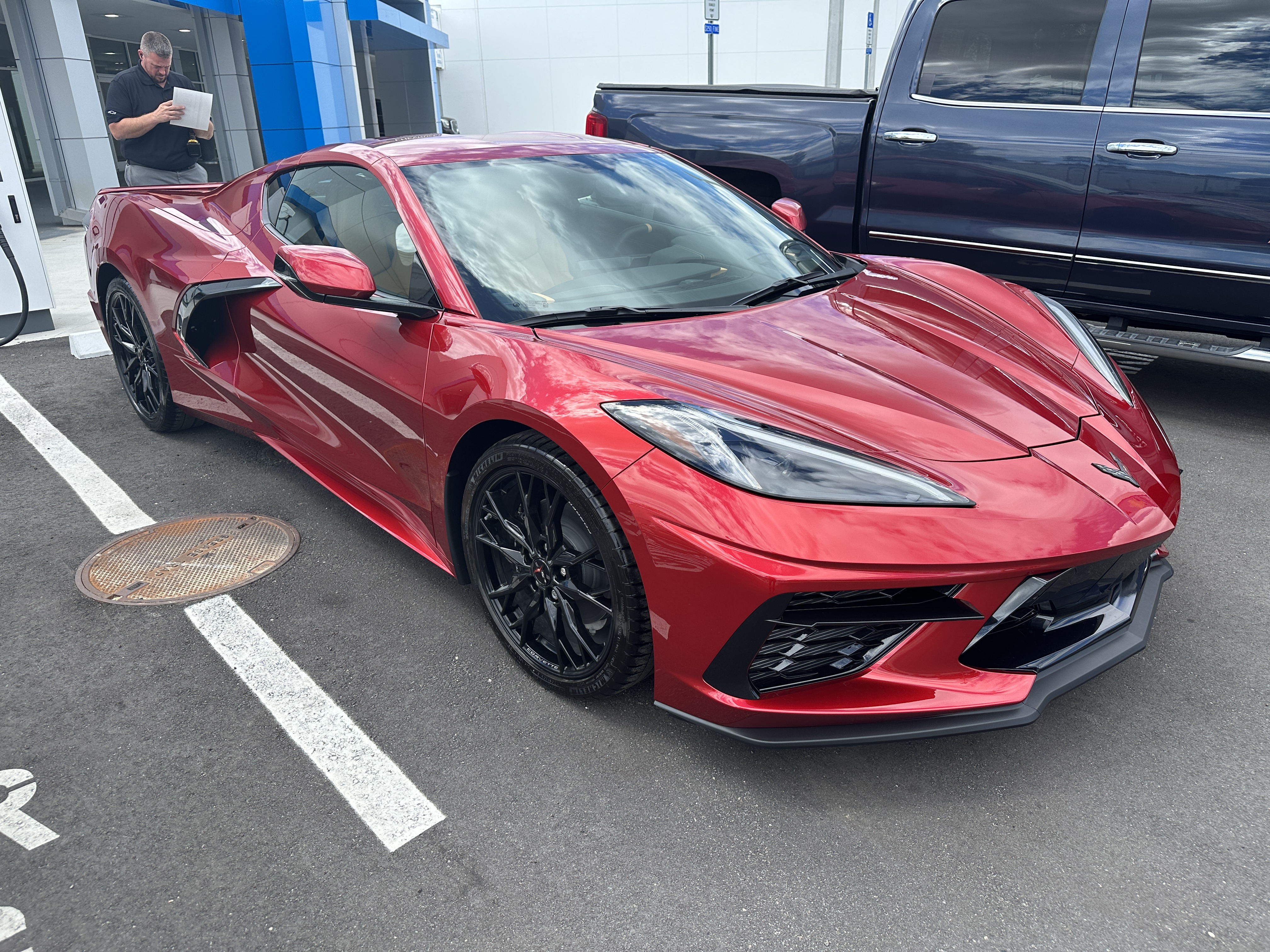 Used 2023 Chevrolet Corvette Stingray Preferred Cpe w/ Battery Protection Package RWD image 4