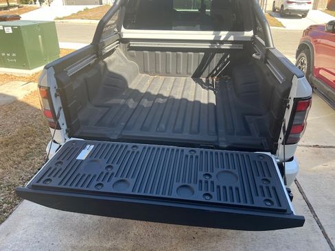 Used 2023 Nissan Frontier PRO-4X w/ Pro-4X Premium Package image 14