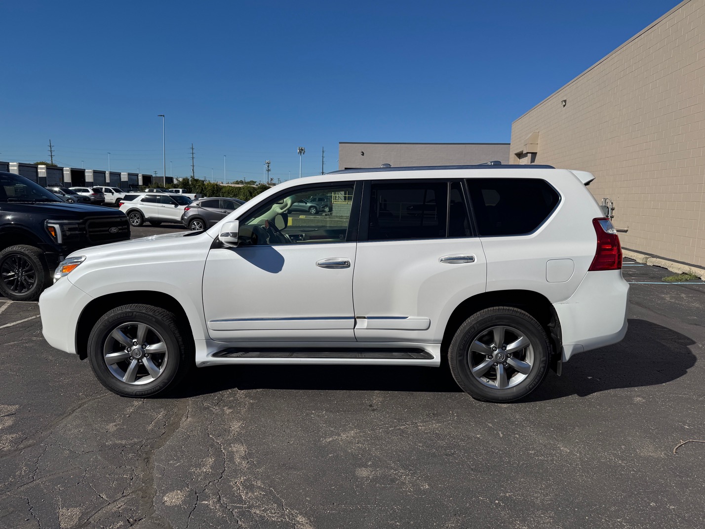 Used 2012 Lexus GX 460 Premium AWD/4WD image 4
