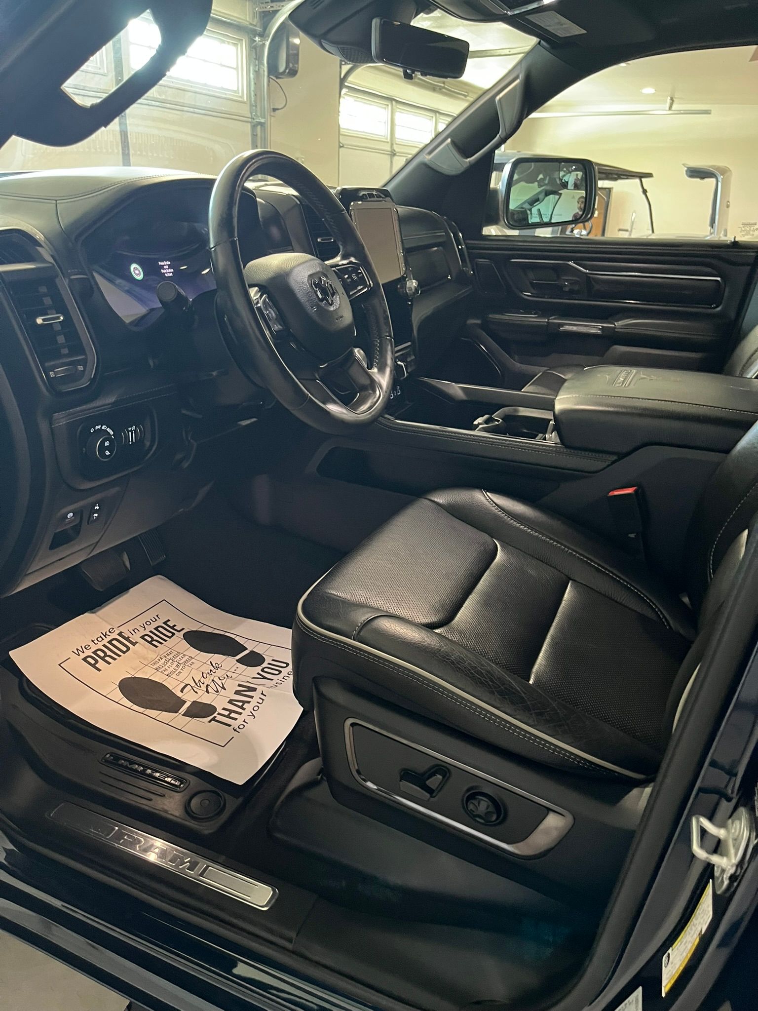 Used 2023 RAM 1500 Limited AWD/4WD image 18