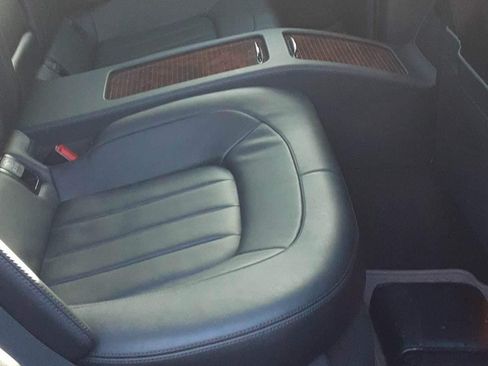 Used 2014 Mercedes-Benz CLS 550 4MATIC image 12