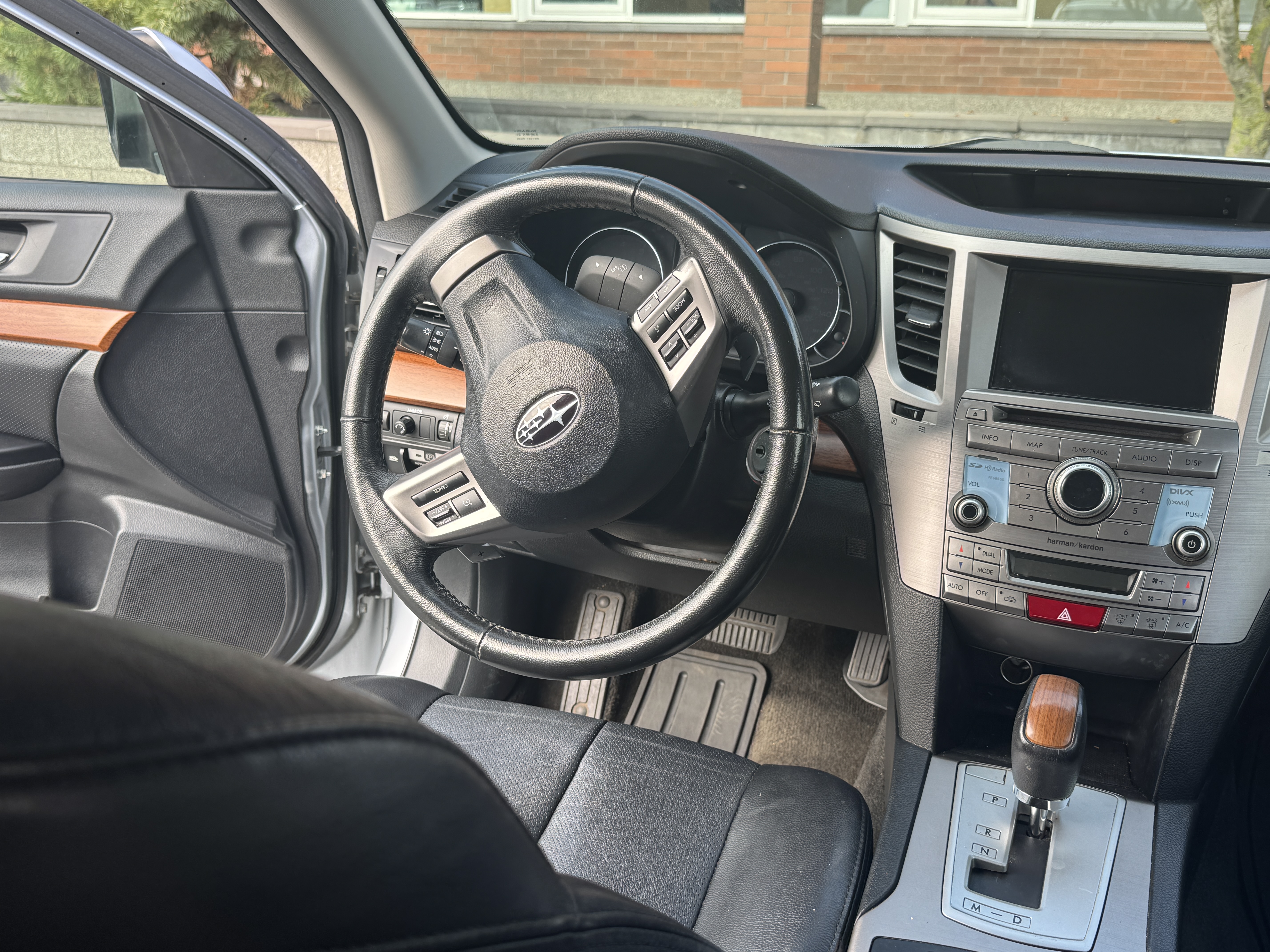 Used 2013 Subaru Outback 2.5i Limited AWD/4WD image 14