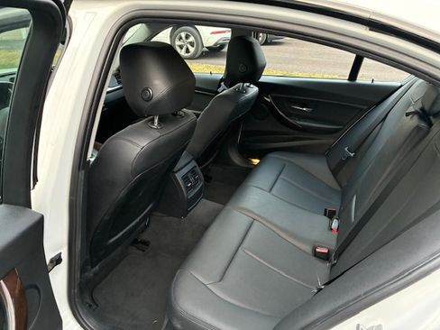 Used 2015 BMW 320i xDrive Sedan image 18