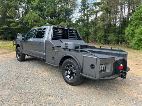Used 2024 Ford F350 XLT w/ XLT Premium Package AWD/4WD image 5