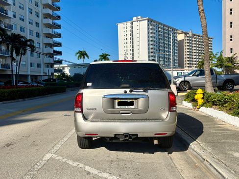 Used 2004 Buick Rainier CXL Plus w/ Sun And Satellite Package image 15