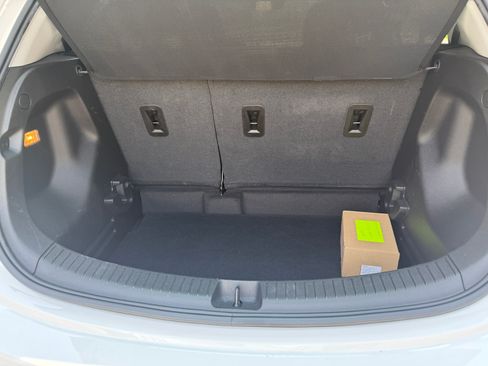 Used 2023 Chevrolet Bolt LT w/ Infotainment Package FWD image 11