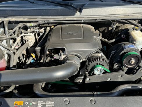 Used 2012 GMC Yukon Denali image 9