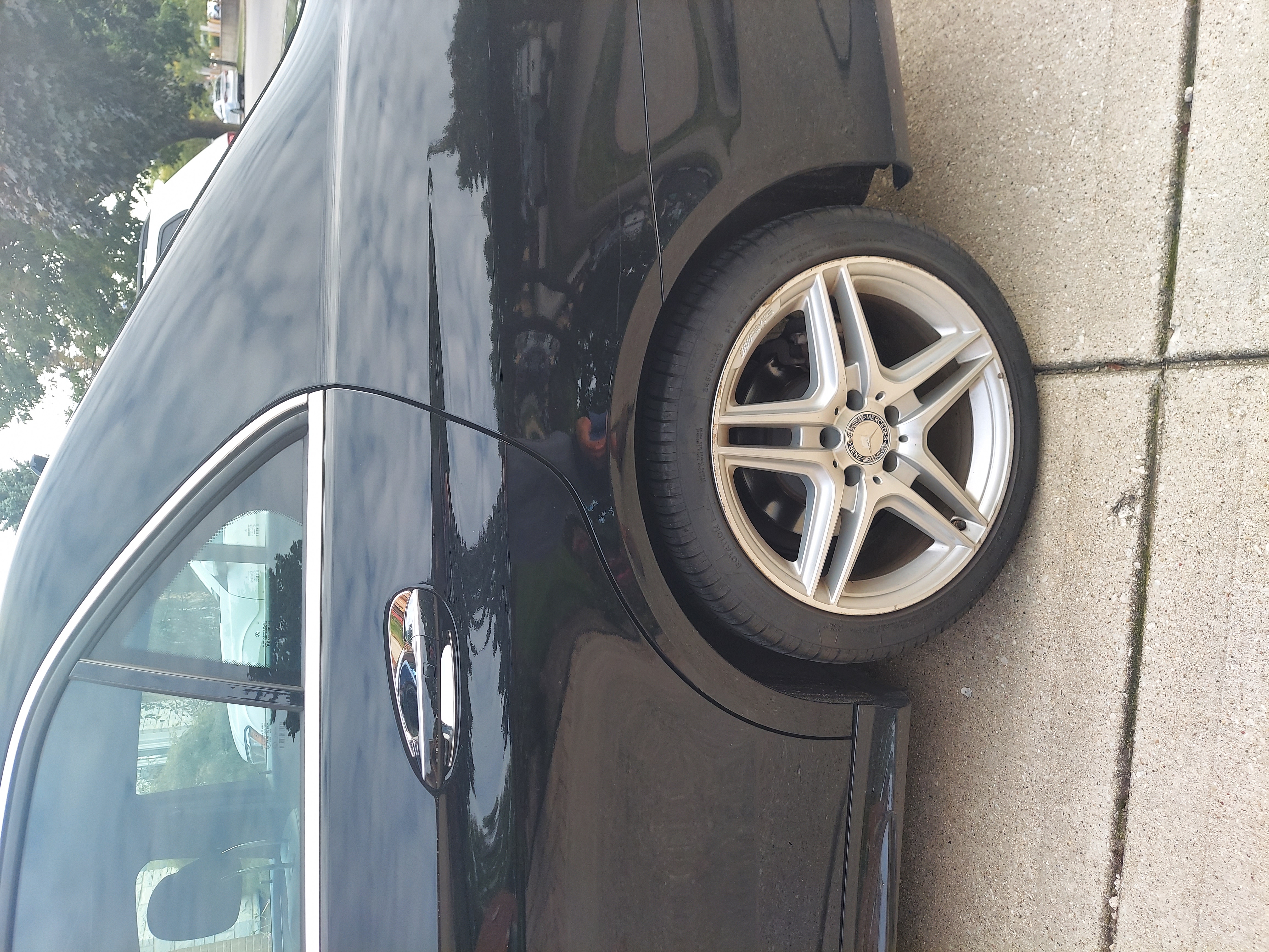 Used 2014 Mercedes-Benz E 350 4MATIC Sedan image 13