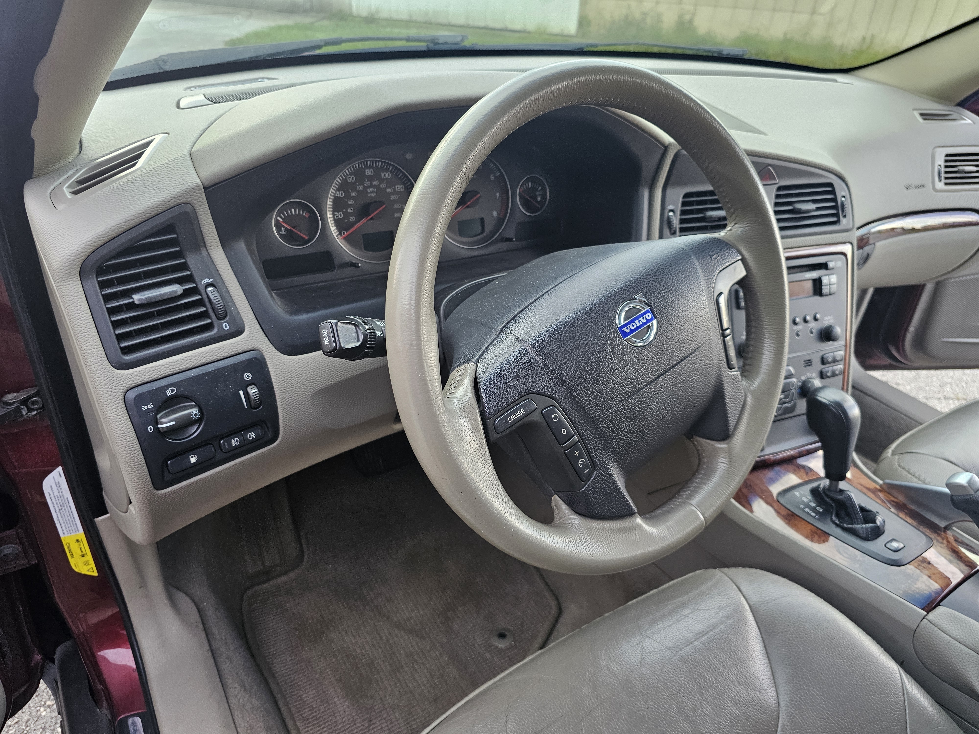 Used 2006 Volvo XC70 Ocean Race Edition AWD/4WD image 12