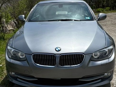 Used 2011 BMW 335i Convertible RWD image 1