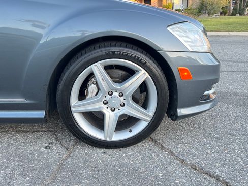 Used 2010 Mercedes-Benz S 550 image 9