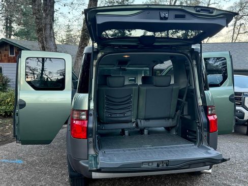 Used 2005 Honda Element EX image 10