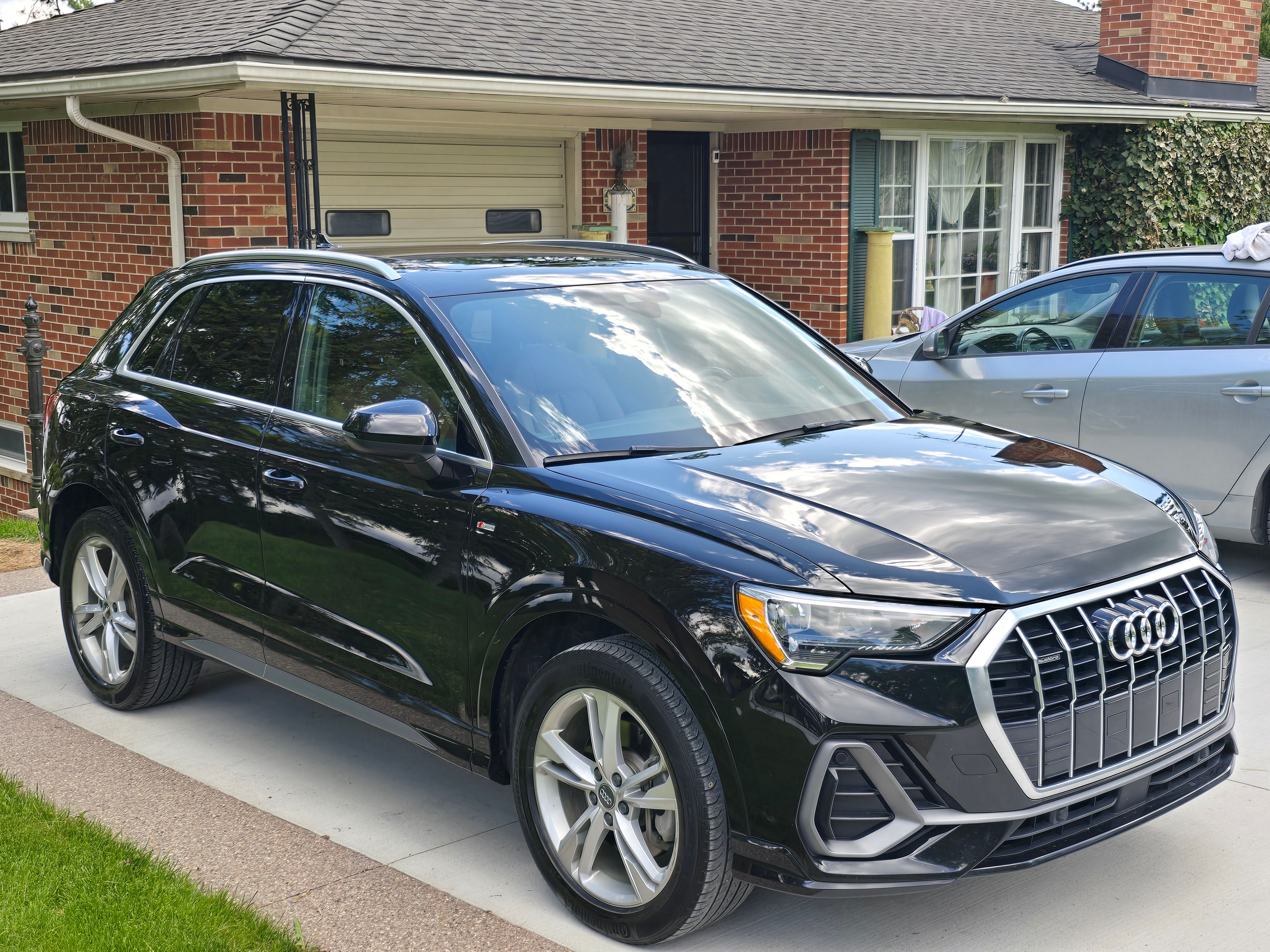 Used 2023 Audi Q5 2.0T Premium w/ Convenience Package AWD/4WD image 4