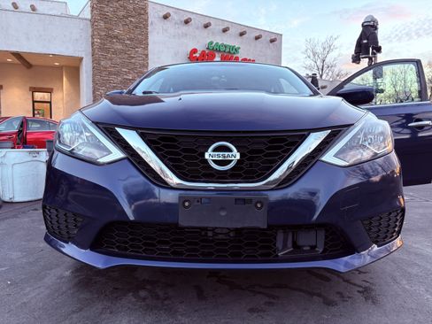 Used 2018 Nissan Sentra S image 10