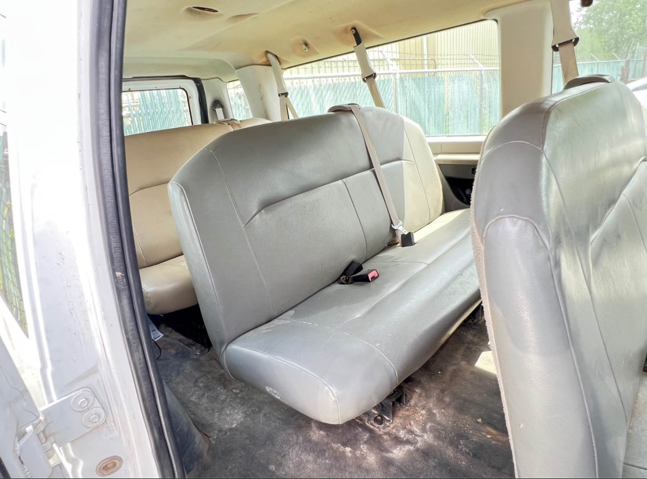 Used 2011 Ford E-350 and Econoline 350 XL w/ PWR Windows & Locks Group RWD image 11