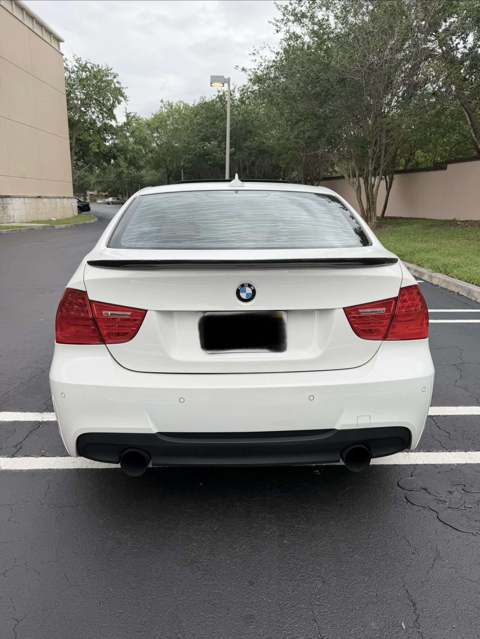 Used 2010 BMW 335i Sedan RWD image 10
