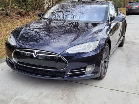 Used 2013 Tesla Model S Performance image 6