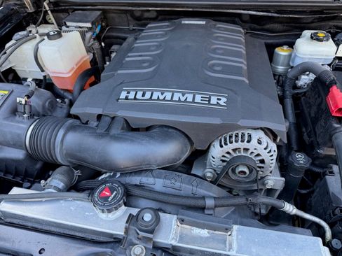 Used 2010 HUMMER H3 Alpha image 15