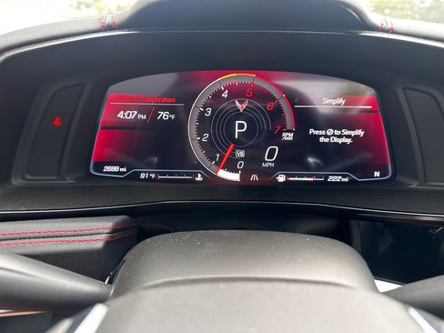 Used 2024 Chevrolet Corvette Stingray Convertible w/ Z51 Performance Package RWD image 21