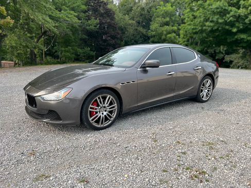 Used 2016 Maserati Ghibli S Q4 AWD/4WD image 1
